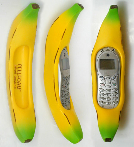 Vous voulez avoir la banane quand vous êtes au téléphone ? Rien de plus simple avec cet accessoire dispensable ! height=