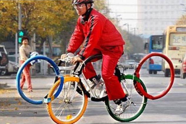 Oui, le cyclisme est un sport olympique. Pour ceux qui en doute, voici une illustration. height=
